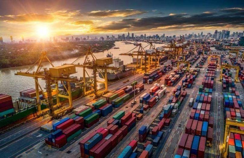 Port and industrial supply environment supported by LE PEI